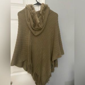 Green hooded Wrap Sweatee